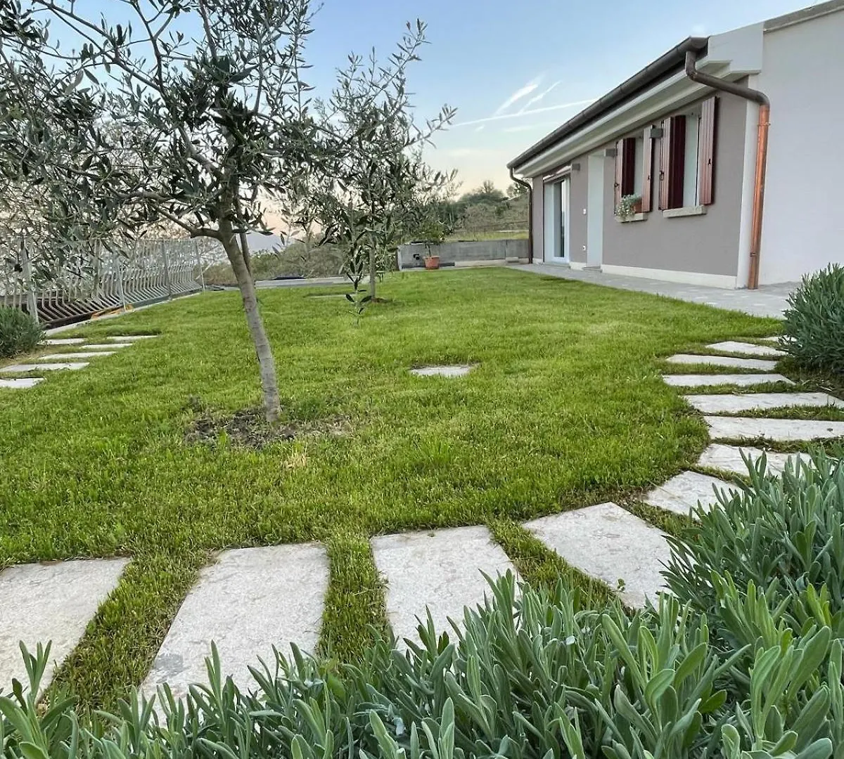 Rivad'Elsa Apartment Baone